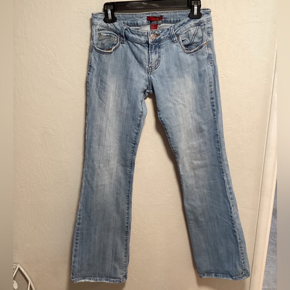 Gadzooks size 7 low rise flare jeans